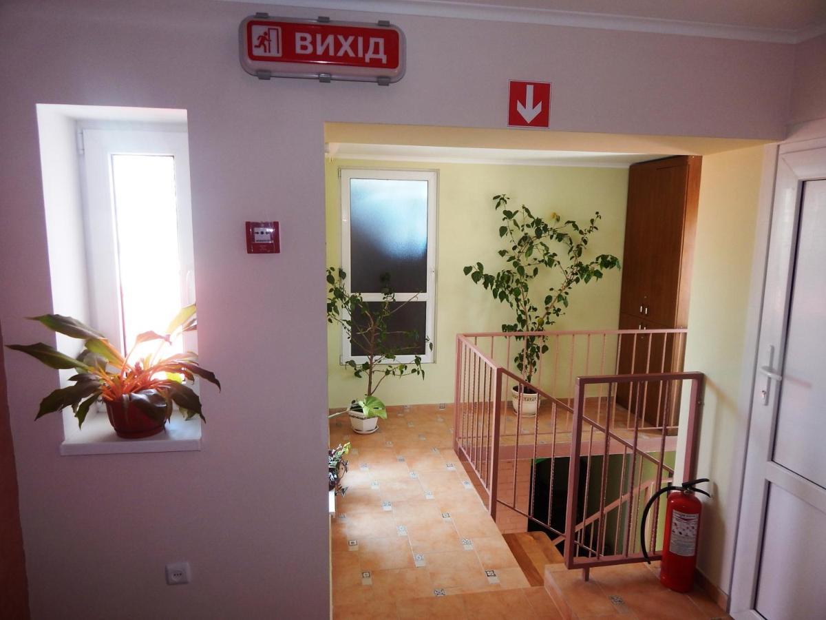 Hotel Zelenyi Klyn İvano-Frankivsk Dış mekan fotoğraf