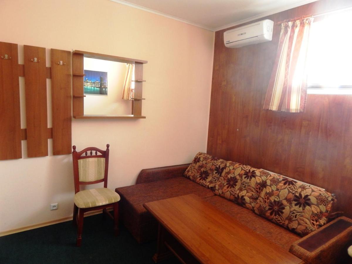 Hotel Zelenyi Klyn İvano-Frankivsk Dış mekan fotoğraf