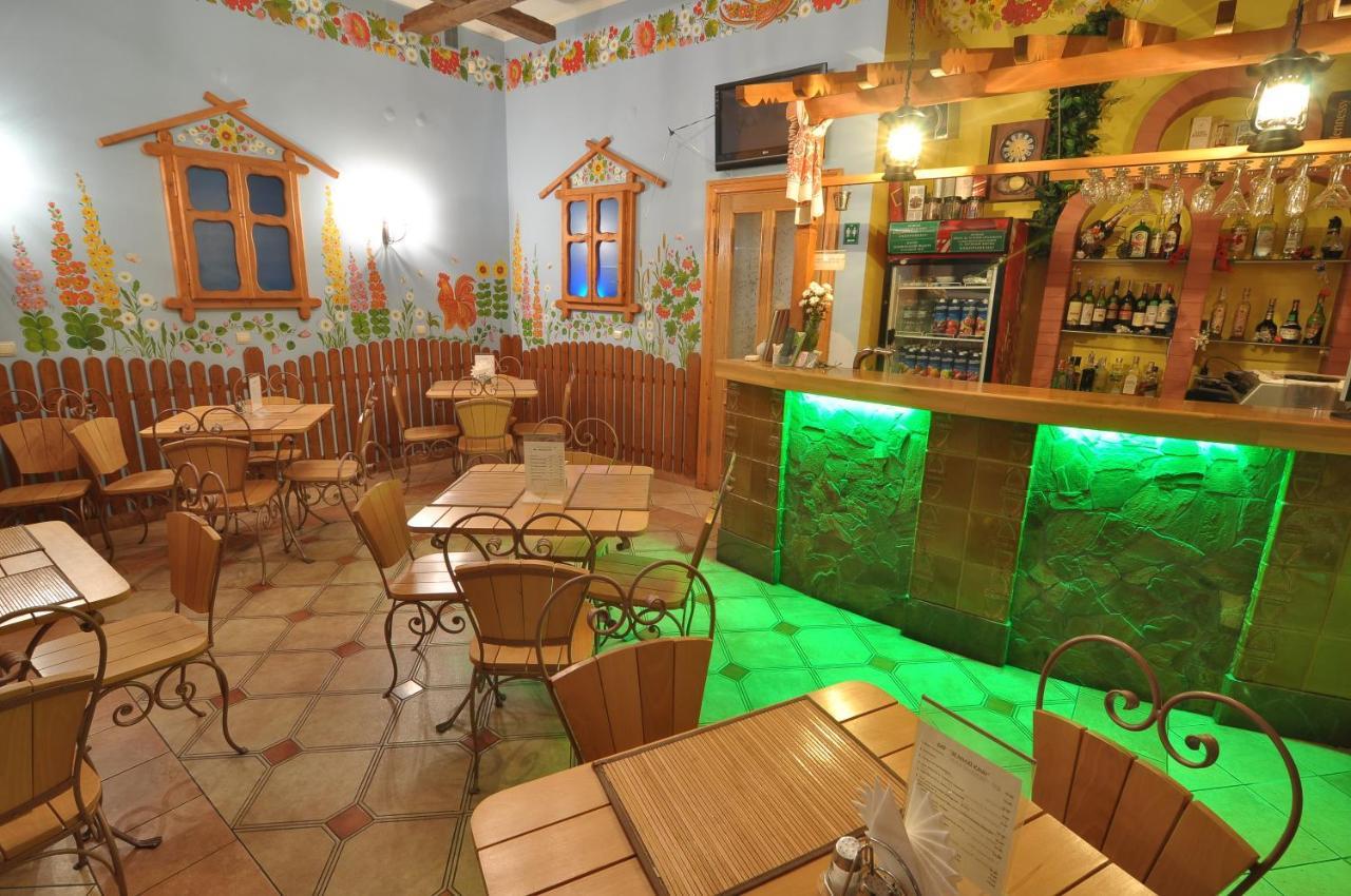 Hotel Zelenyi Klyn İvano-Frankivsk Dış mekan fotoğraf