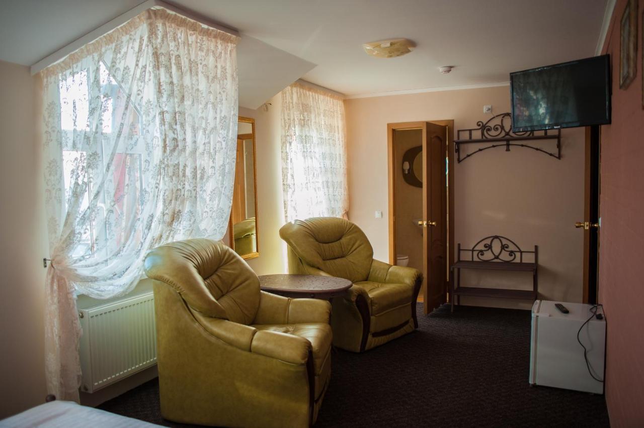 Hotel Zelenyi Klyn İvano-Frankivsk Dış mekan fotoğraf